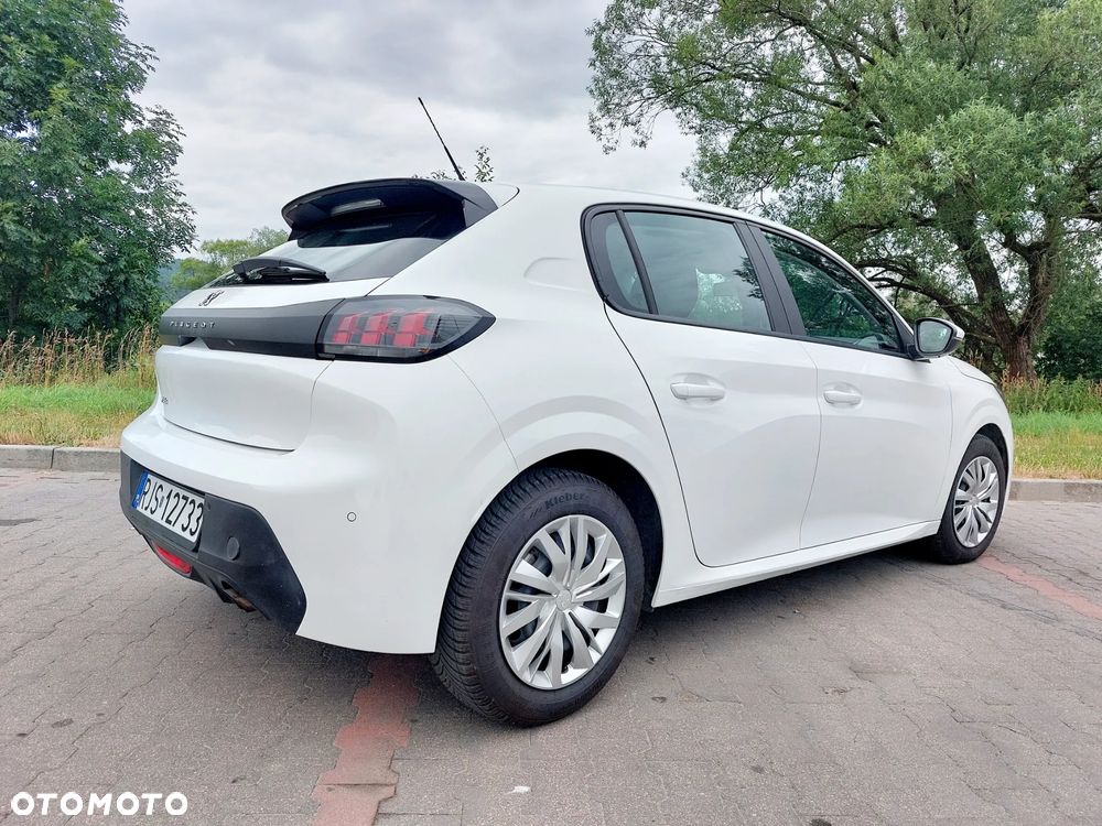 Peugeot 208 - 21