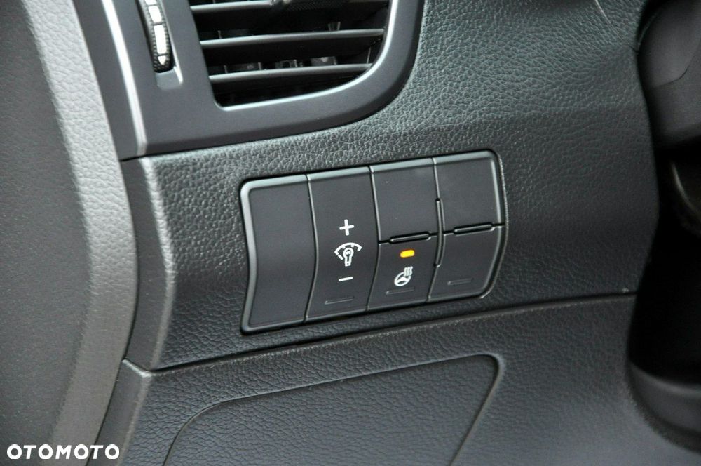 Hyundai i30 1.6 GDI Turbo Luxury - 36