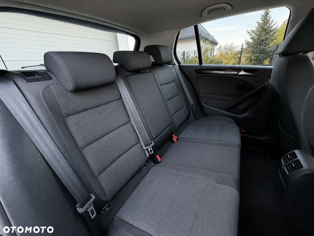 Volkswagen Golf - 14