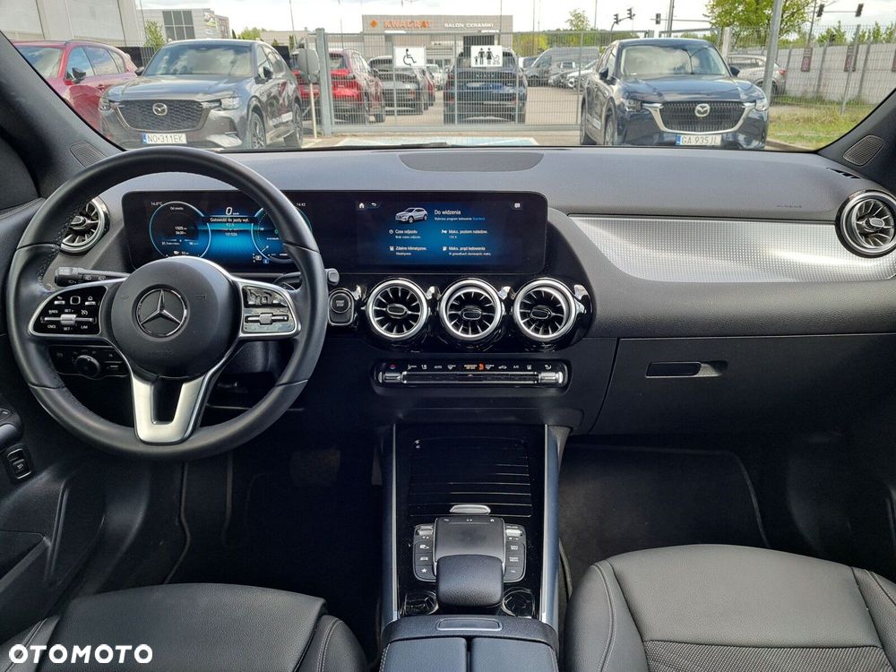 Mercedes-Benz EQA 300 66.5kWh 4-Matic Progressive - 12