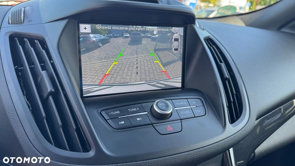Ford Kuga 1.5 EcoBoost 2x4 ST-Line - 36