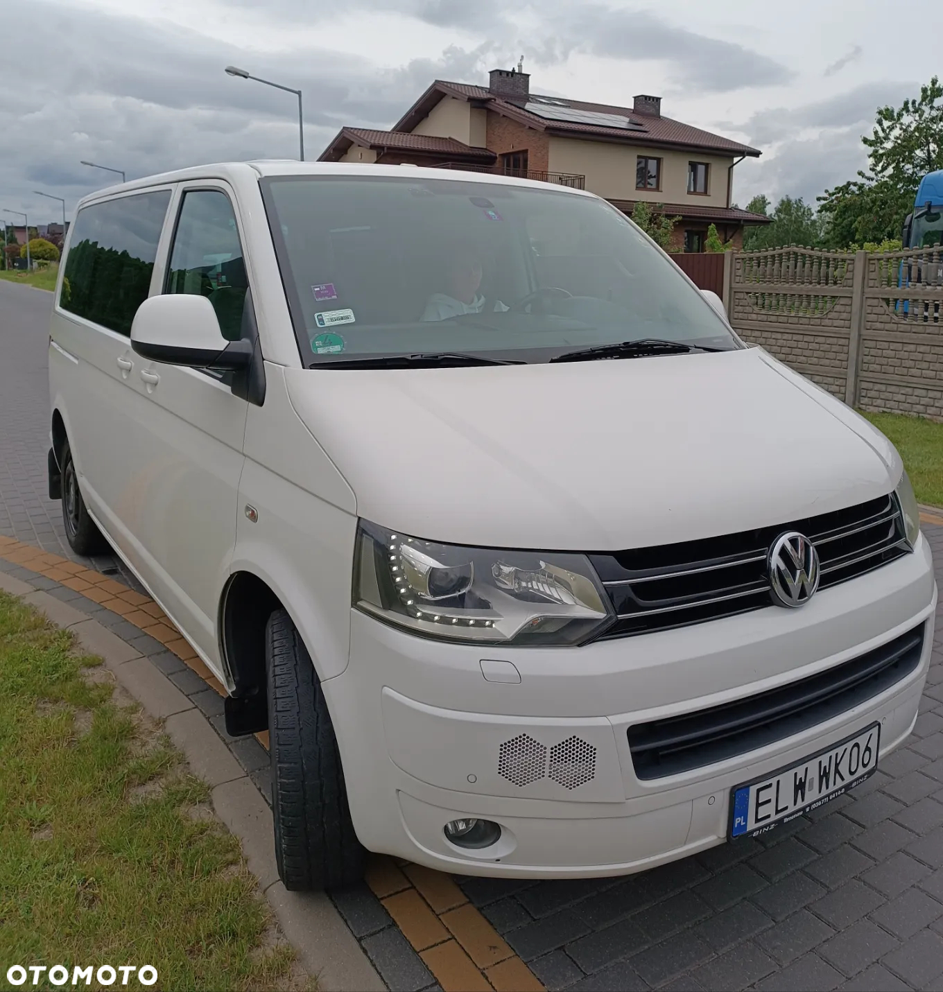 Volkswagen Multivan - 4