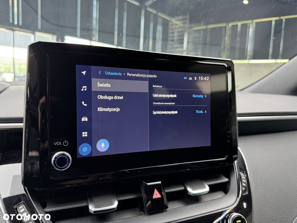 Toyota Corolla 2.0 Hybrid Comfort - 34