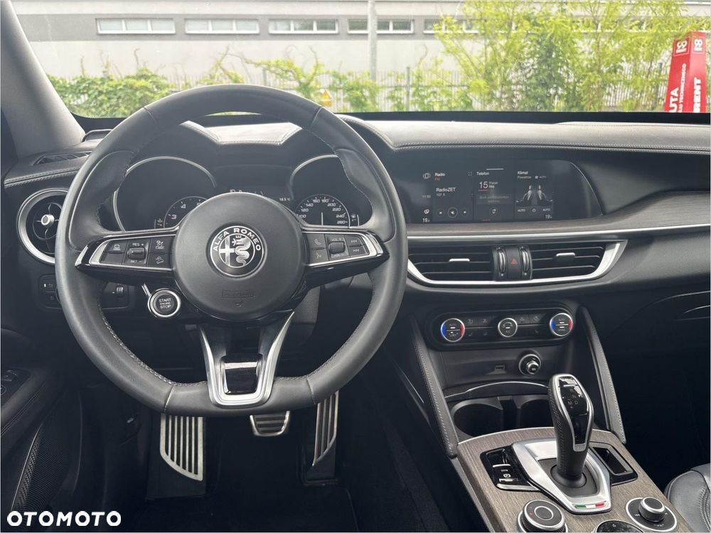 Alfa Romeo Stelvio 2.0 Turbo TI Q4 - 12
