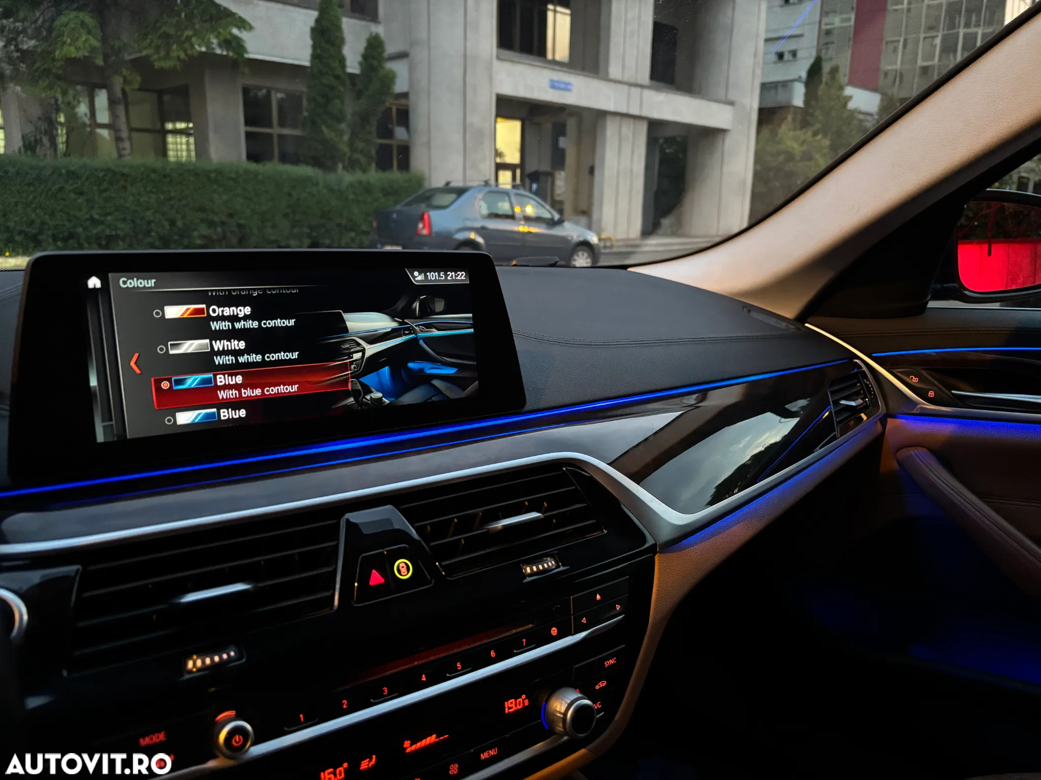 BMW Seria 5 530e iPerformance Aut. Luxury Line - 36