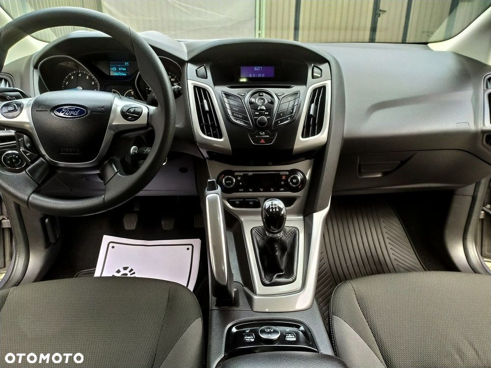 Ford Focus 1.6 TI-VCT Ambiente - 20