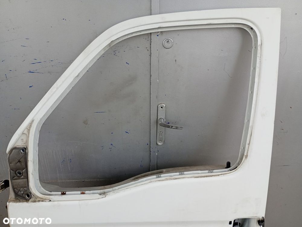 drzwi przednie lewe przód renault master II opel movano a nissan interstar 2003-2010 białe - 2