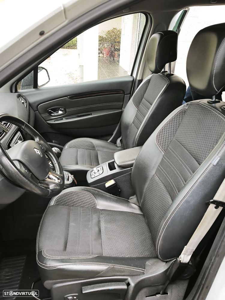 Renault Grand Scénic 1.6 dCi Bose Edition SS - 13