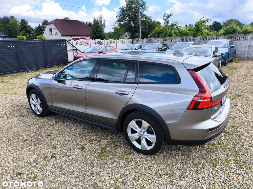 Volvo V60 Cross Country T5 AWD Geartronic - 6