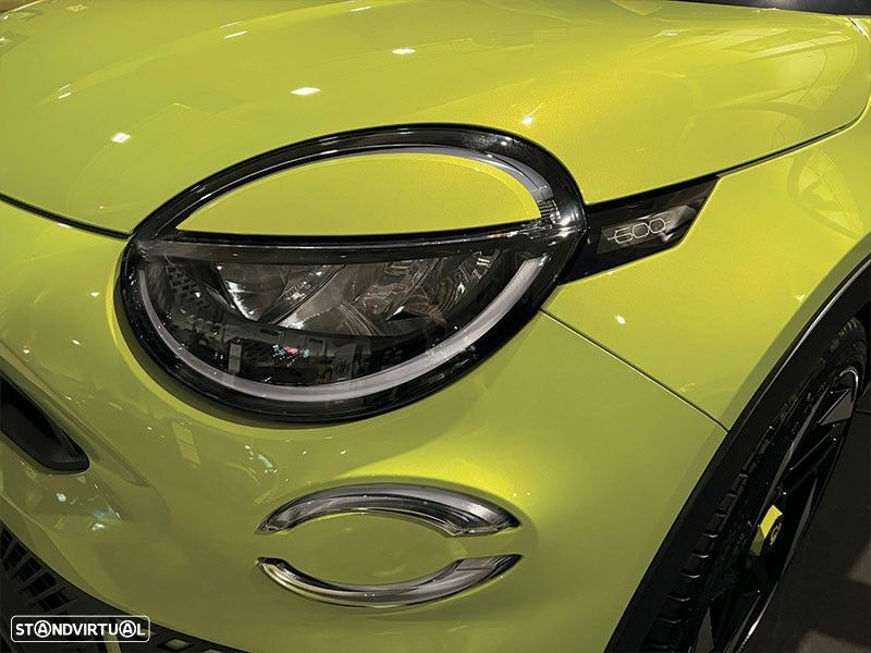 Abarth 600e 54 kWh Turismo - 11