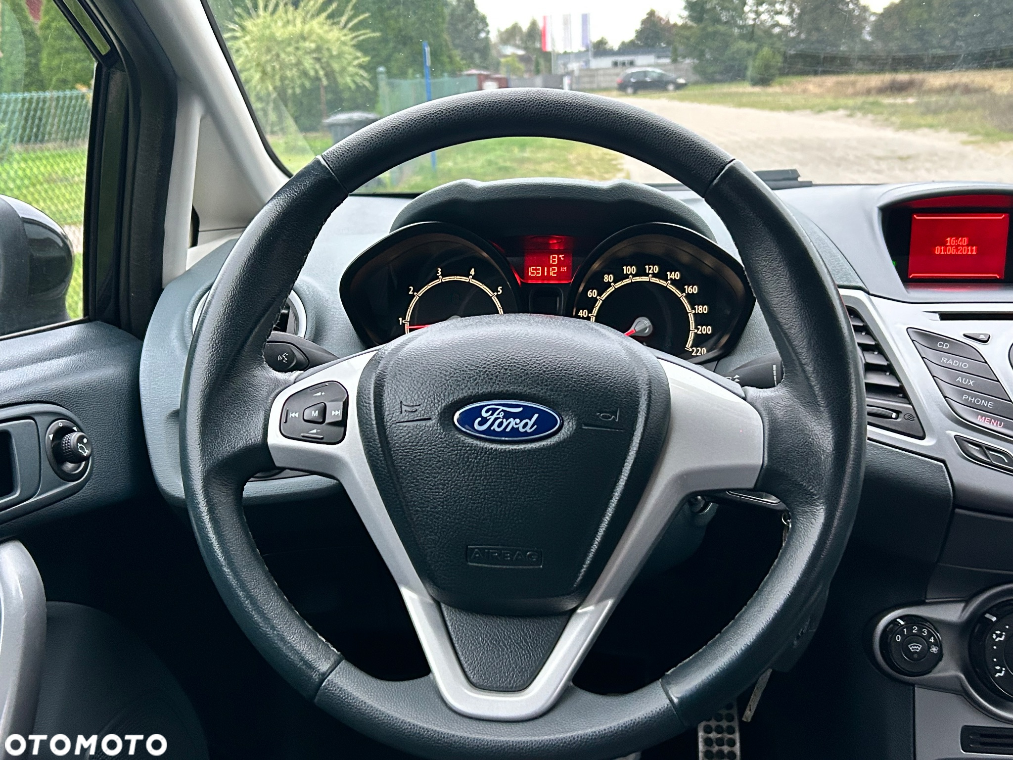 Ford Fiesta 1.25 Platinium X - 26