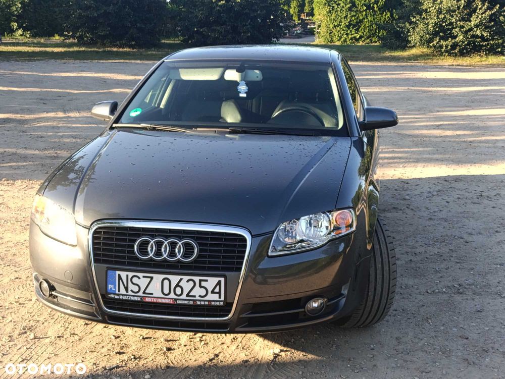 Audi A4 Limousine - 2