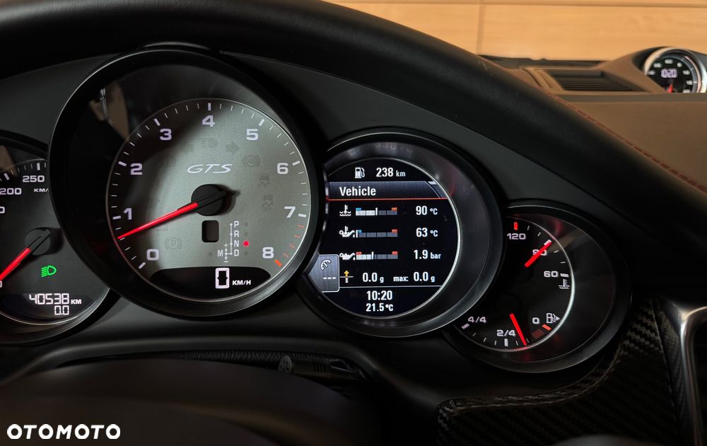 Porsche Panamera GTS - 25