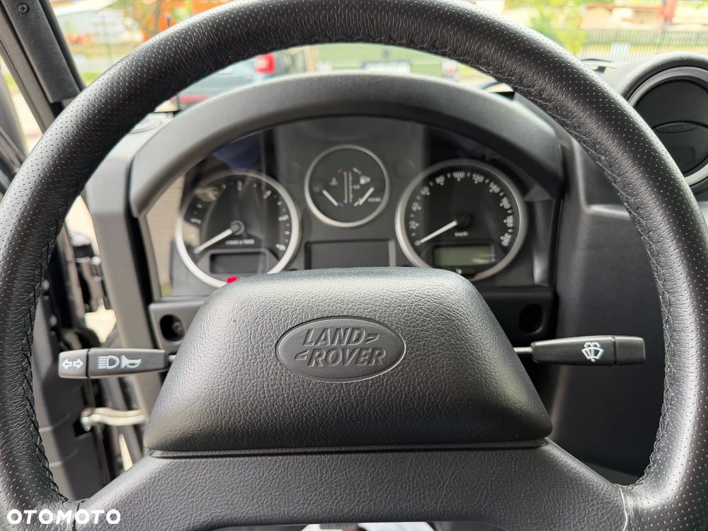 Land Rover Defender 90 DPF Hard Top E - 12