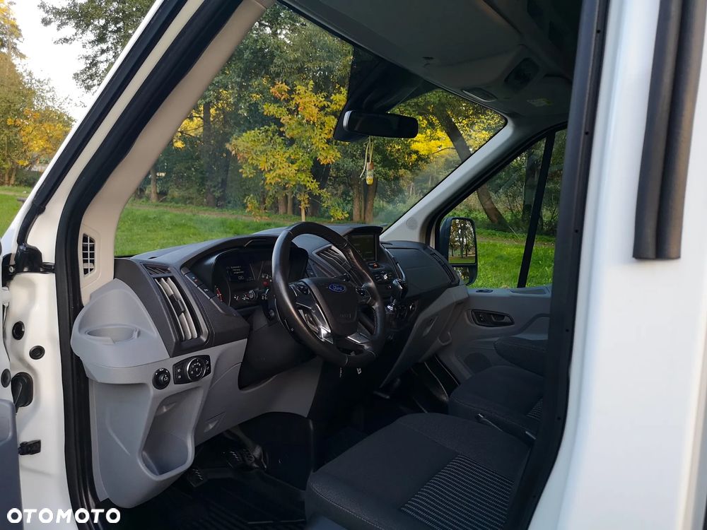 Ford Transit - 15