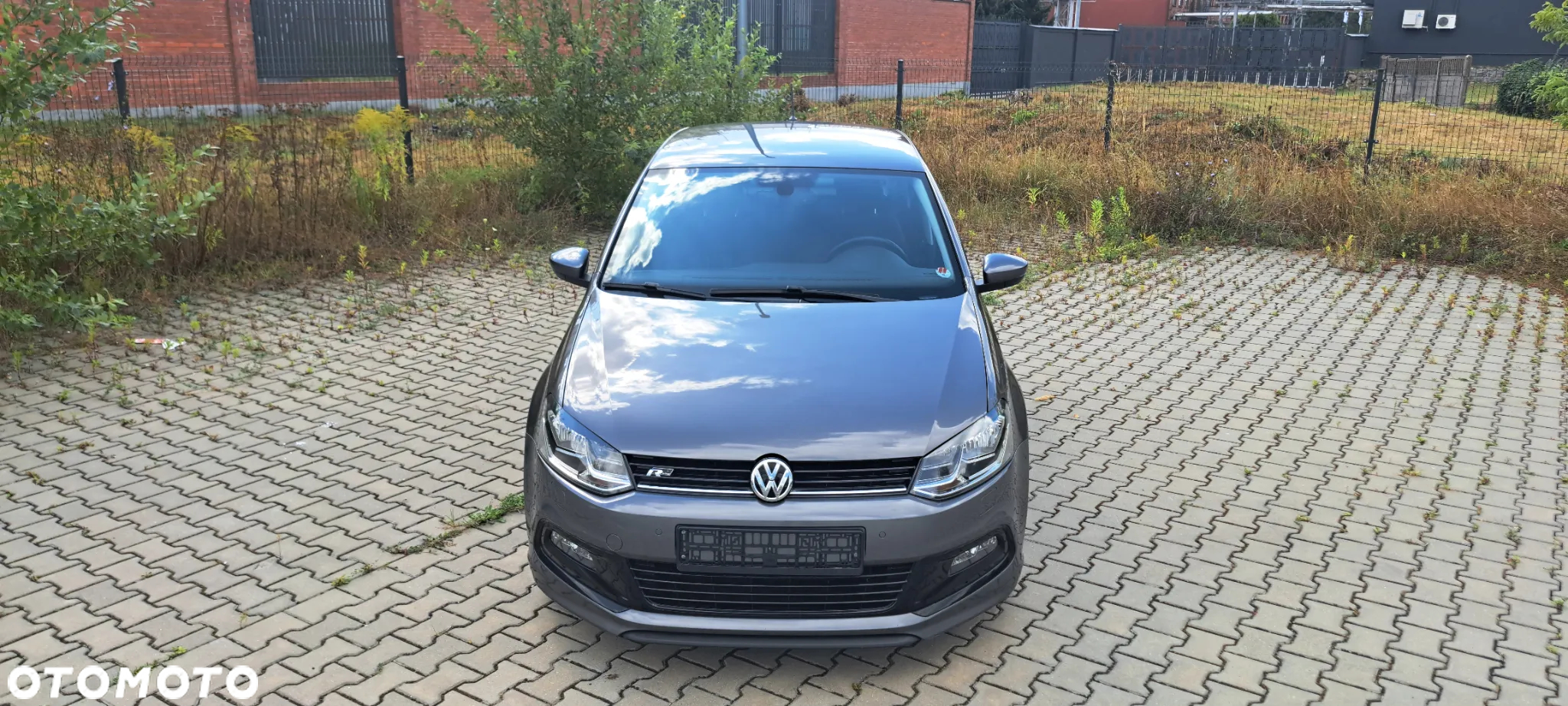 Volkswagen Polo 1.2 TSI Blue Motion Technology Lounge - 16