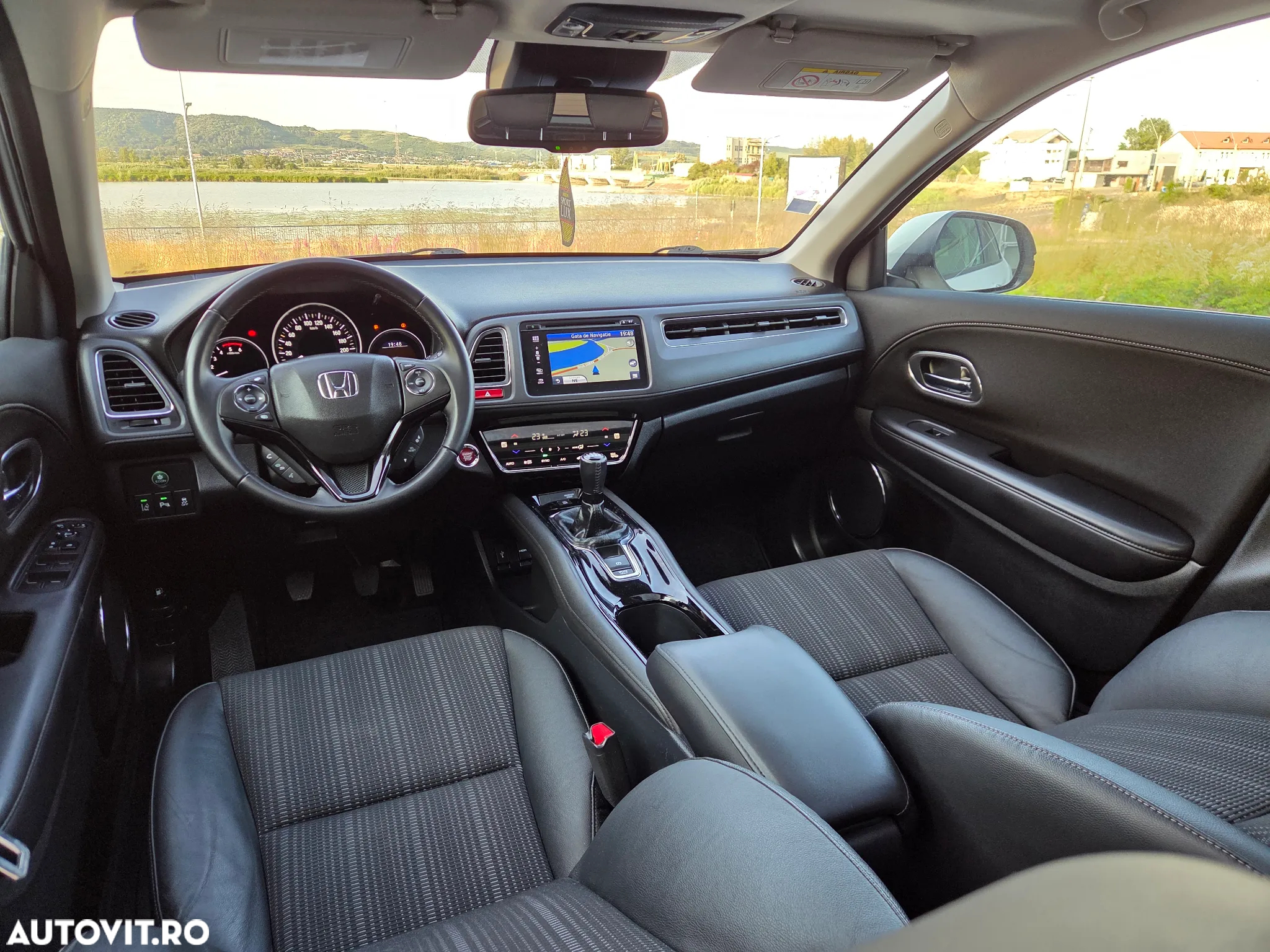 Honda HR-V 1.6 i-DTEC Executive - 14