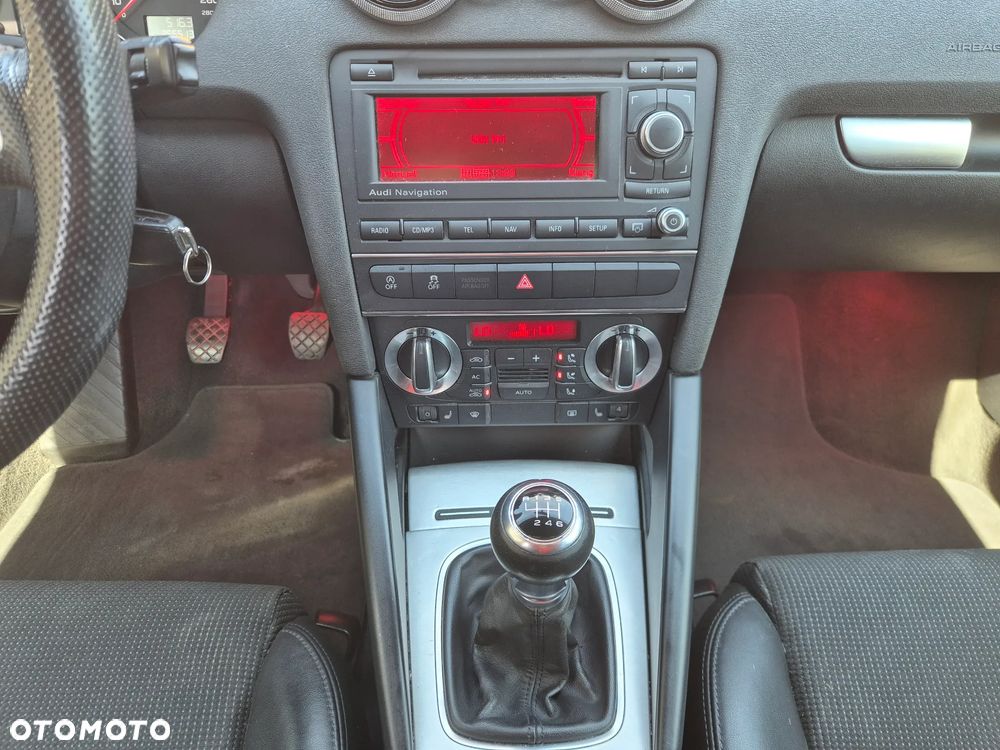 Audi A3 Sportback 2.0 TDI DPF S line Sportpaket (plus) - 17