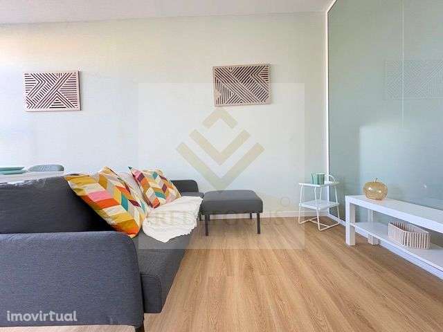 Estúdio T0 renovado em Esmoriz - Grande imagem: 3/17