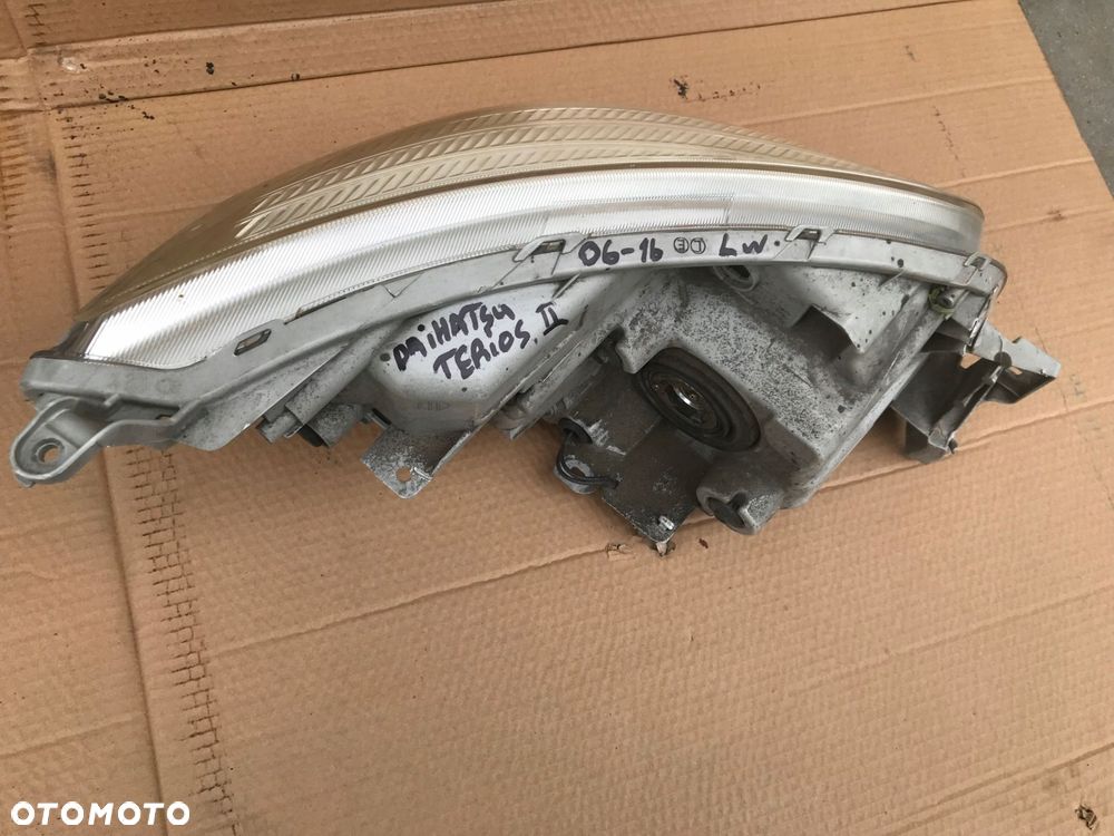 lampa lewa daihatsu terios ii / toyota rush 2006- - 10