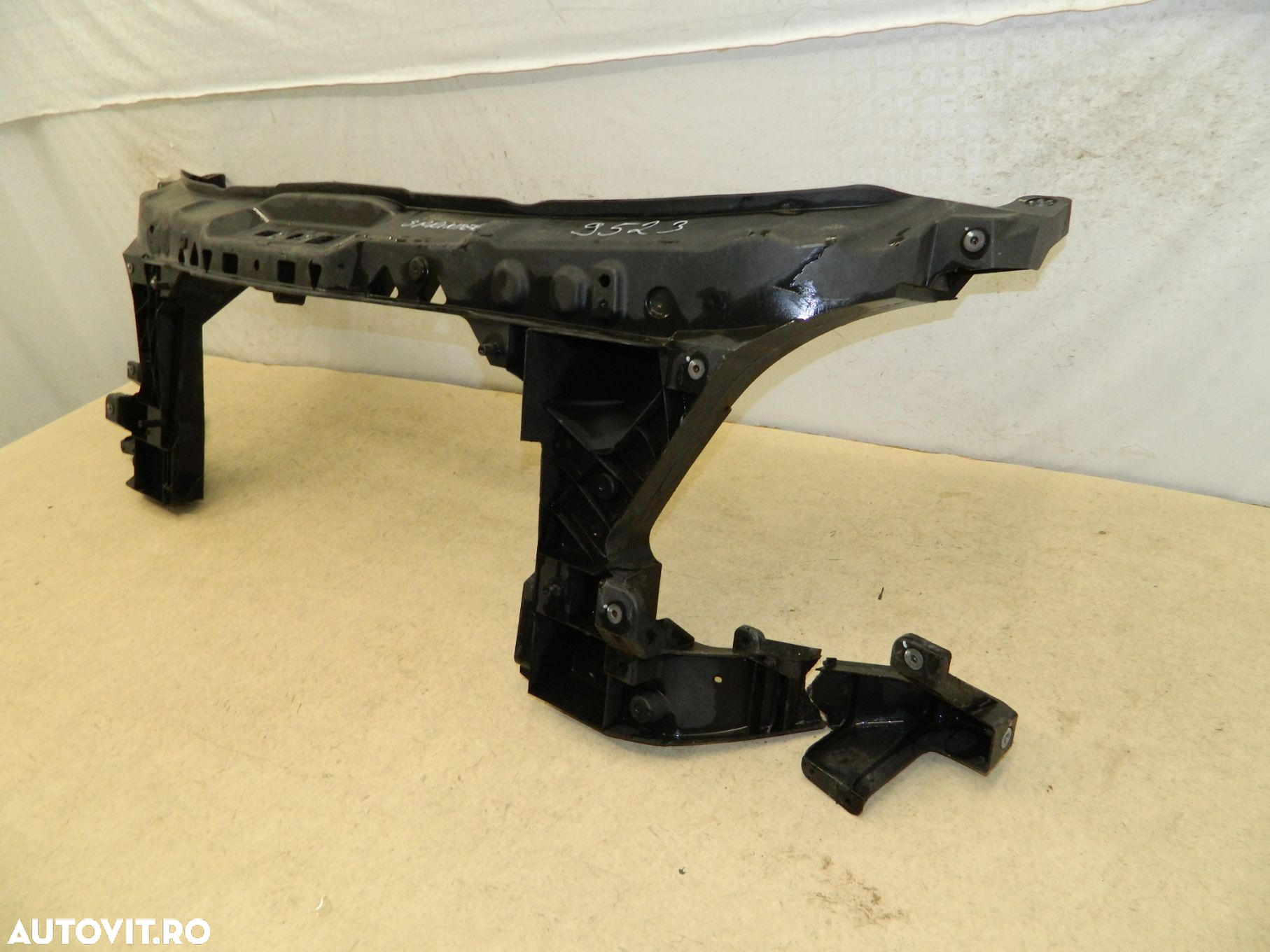 Trager  /  Panou frontal  /  Calandru, Mercedes Sprinter W906, 2007, 2008, 2009, 2010, 2011, 2012, 2013, 2014,, A9068800203 - 9