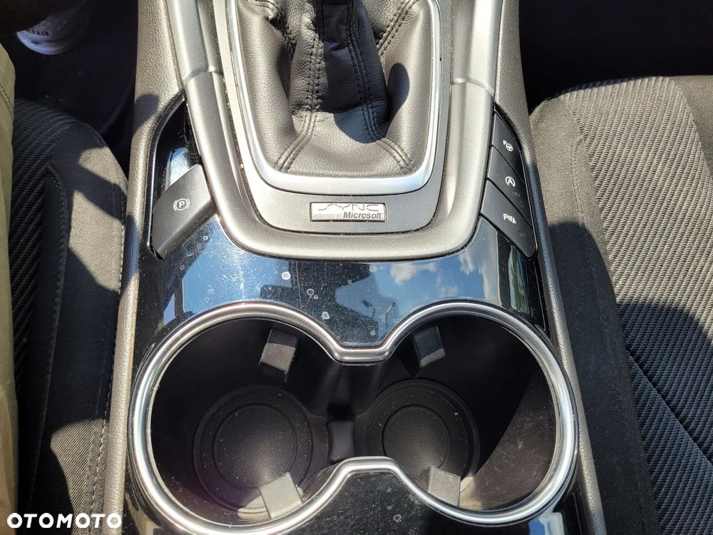 Ford Mondeo 2.0 TDCi Titanium - 18