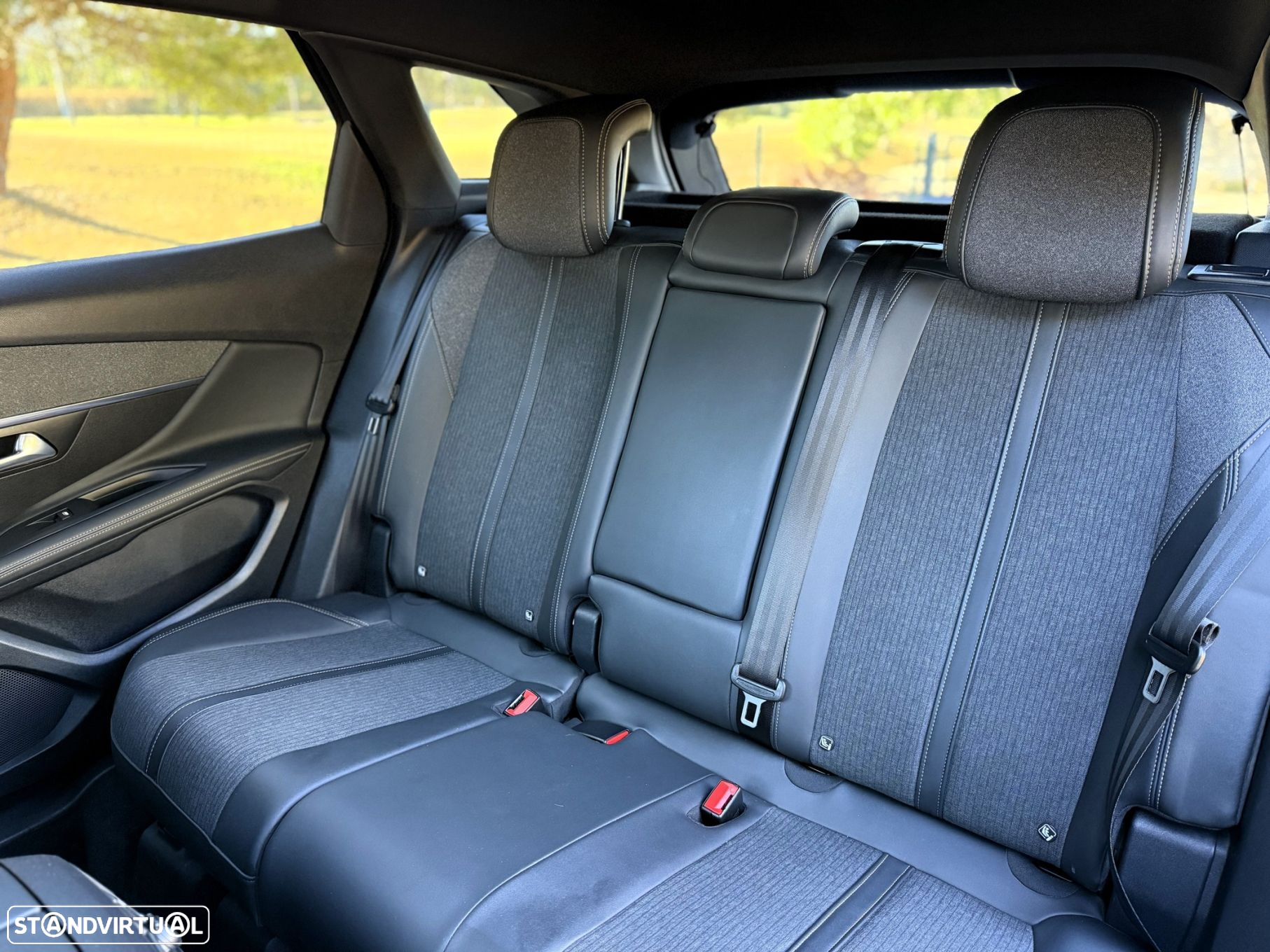 Peugeot 3008 1.2 PureTech GT Line EAT8 - 25