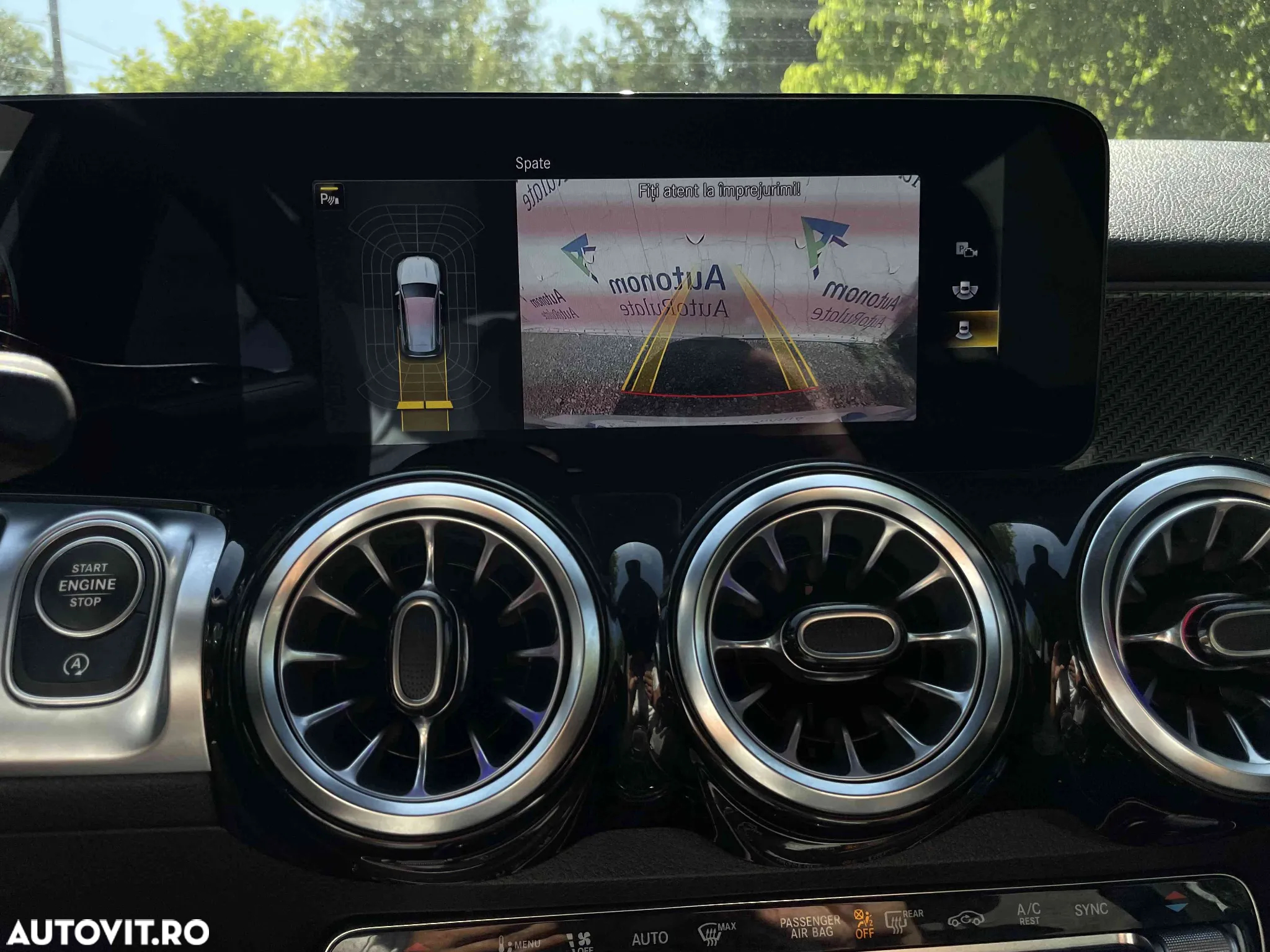 Mercedes-Benz GLB - 17