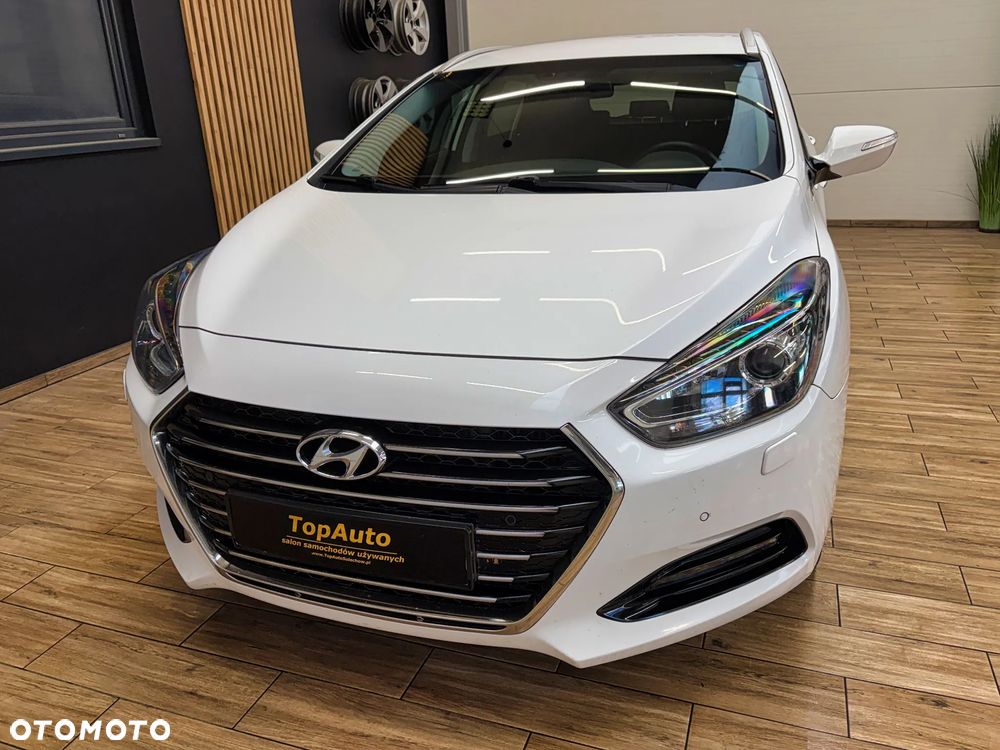 Hyundai i40 Kombi 1.7 CRDi DCT Premium - 14
