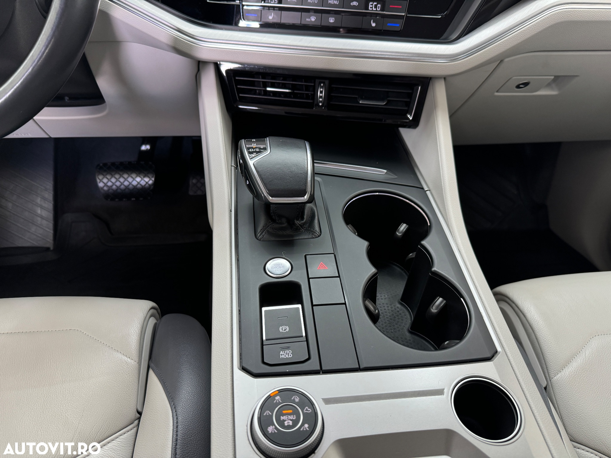 Volkswagen Touareg V6 TDI Elegance - 14