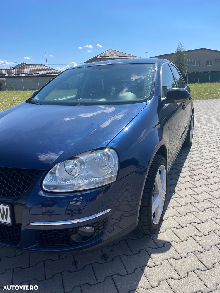 Volkswagen Jetta 2.0 FSI Comfortline - 5