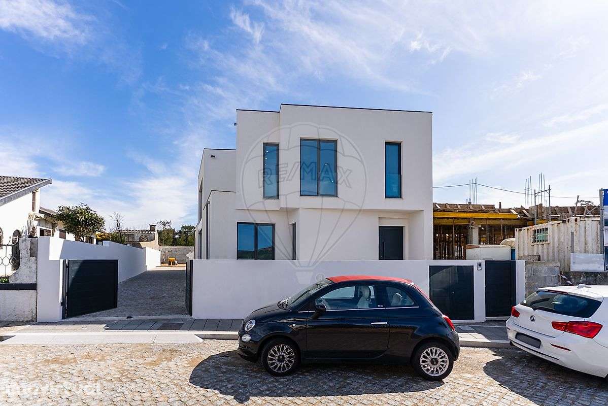 Moradia T4 para venda - Grande imagem: 2/21