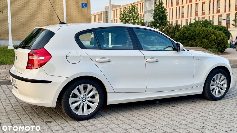 BMW Seria 1 116i - 6