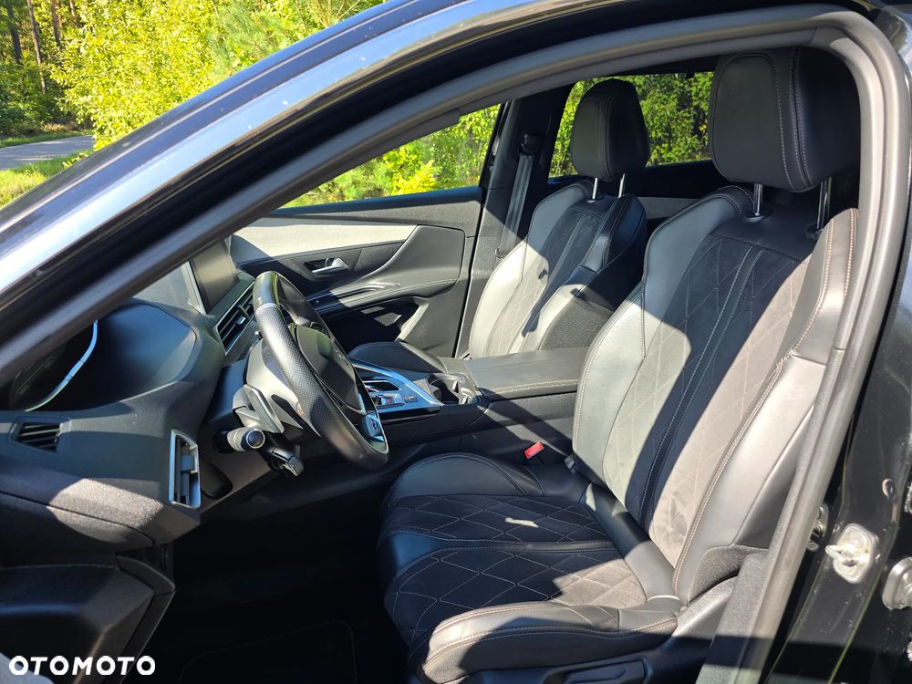 Peugeot 5008 2.0 BlueHDI GT S&S EAT6 - 26