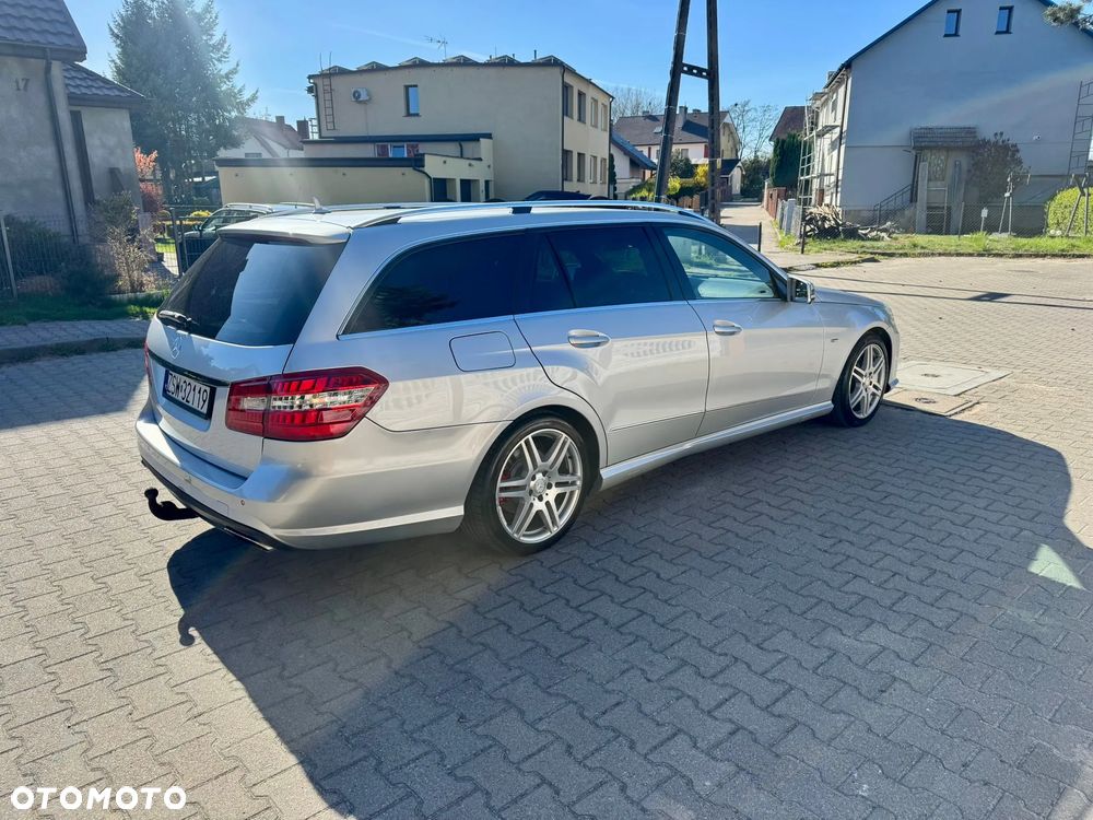 Mercedes-Benz Klasa E 350 CDI DPF BlueEFFICIENCY 7G-TRONIC Elegance - 7