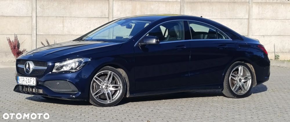 Mercedes-Benz CLA 220 4-Matic AMG Line - 8