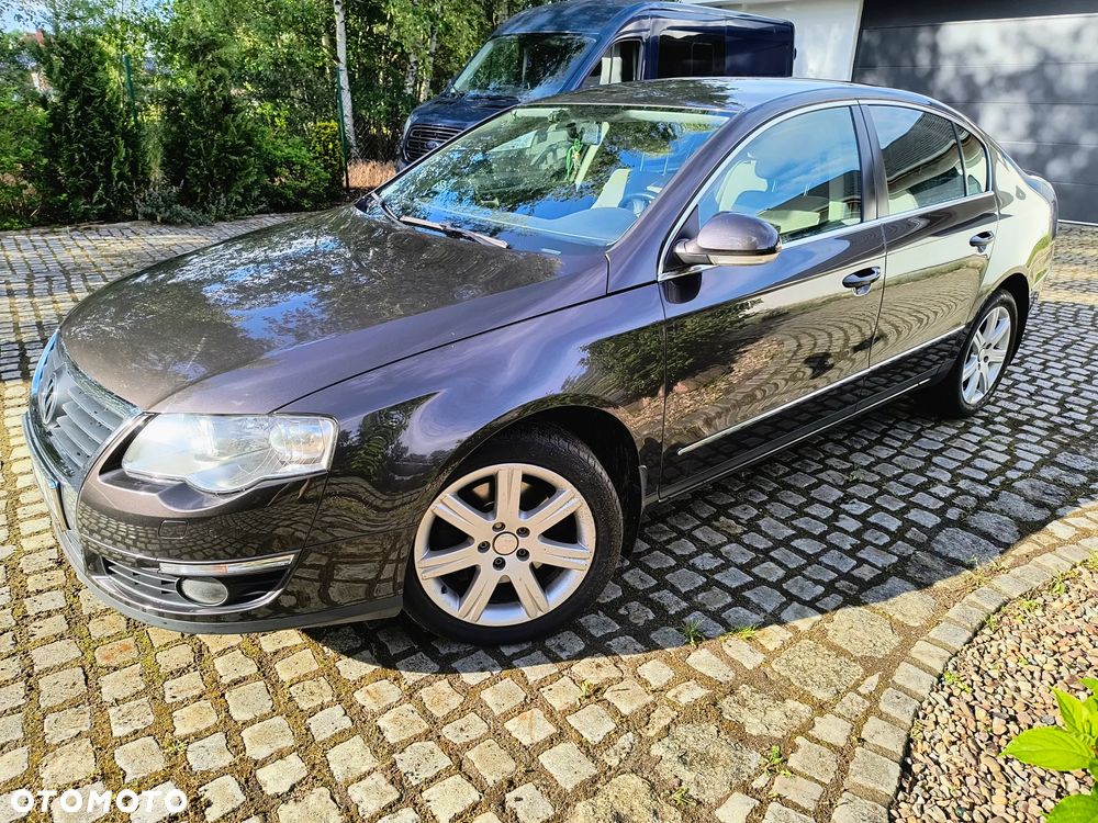 Volkswagen Passat 2.0 TDI DPF Comfortline - 1