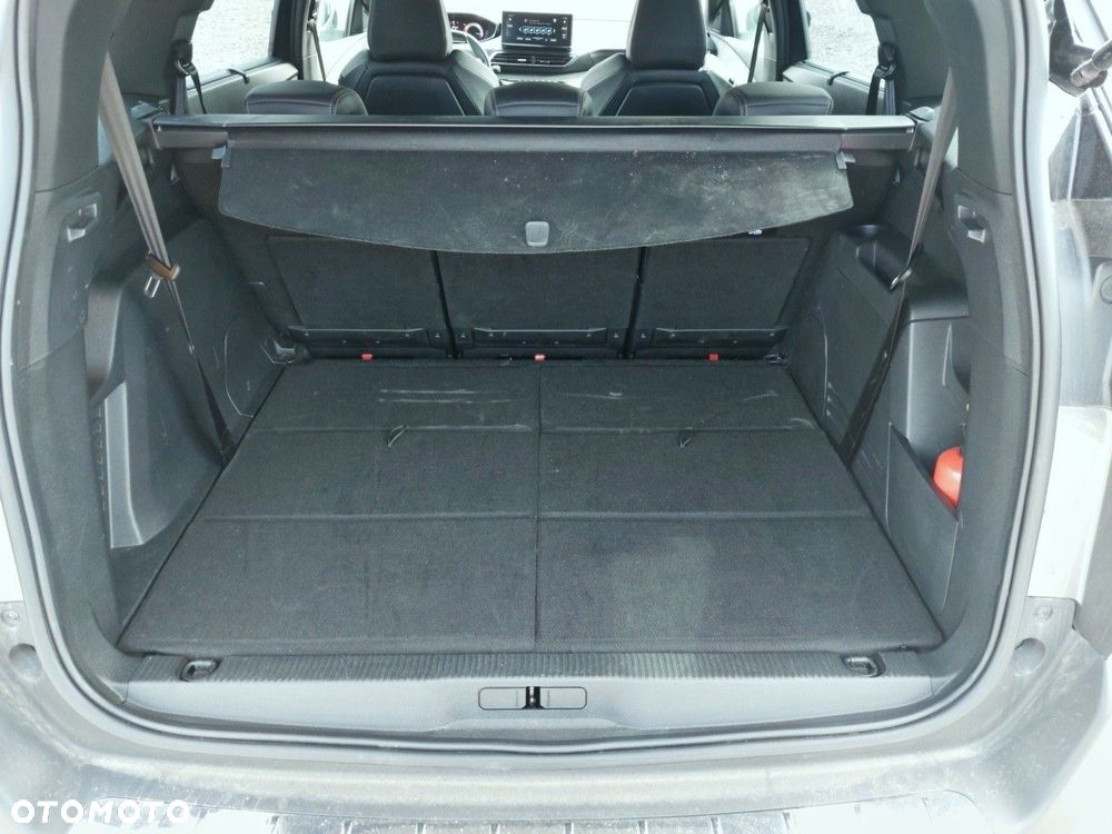 Peugeot 5008 1.5 BlueHDi GT S&S EAT8 - 6