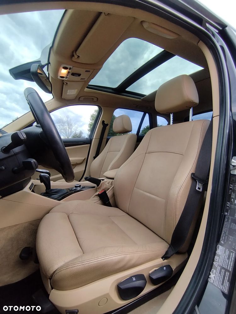 BMW X1 - 26