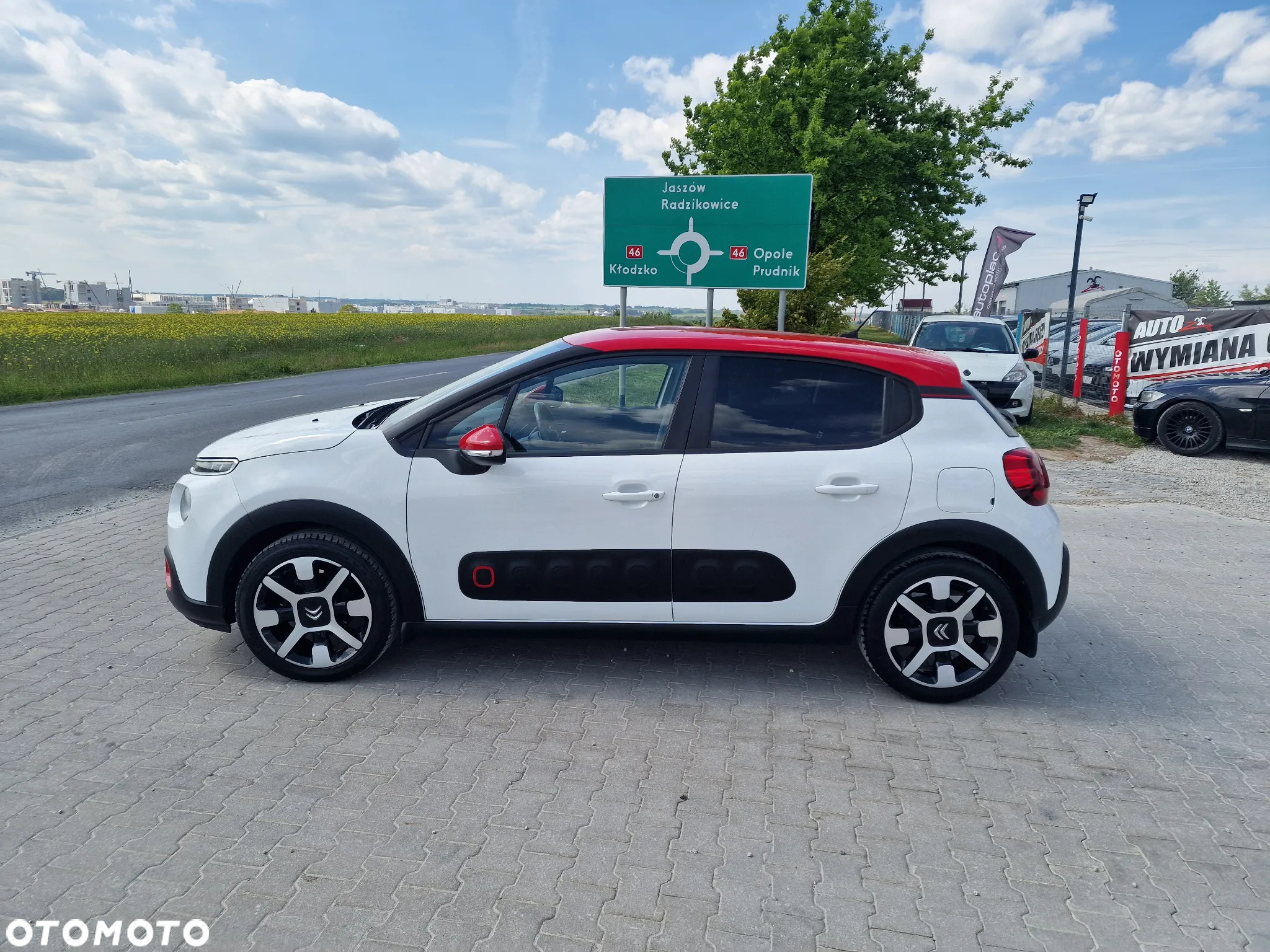 Citroën C3 1.2 PureTech Shine - 14