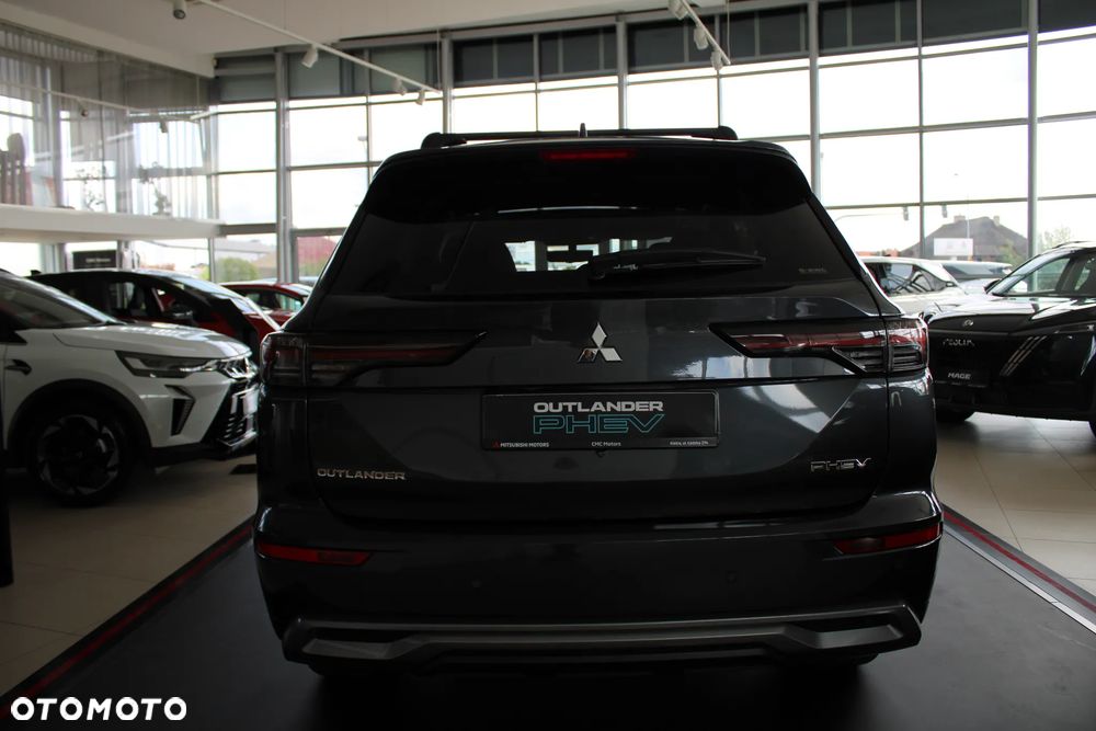 Mitsubishi Outlander Instyle - 4