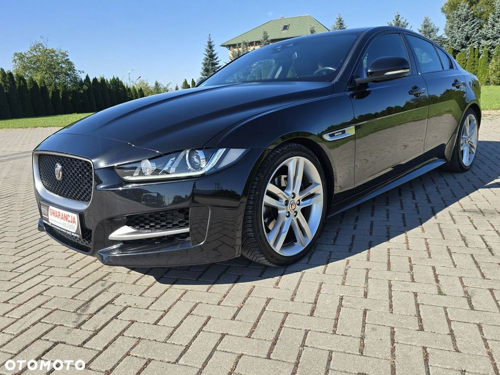 Jaguar XE - 7