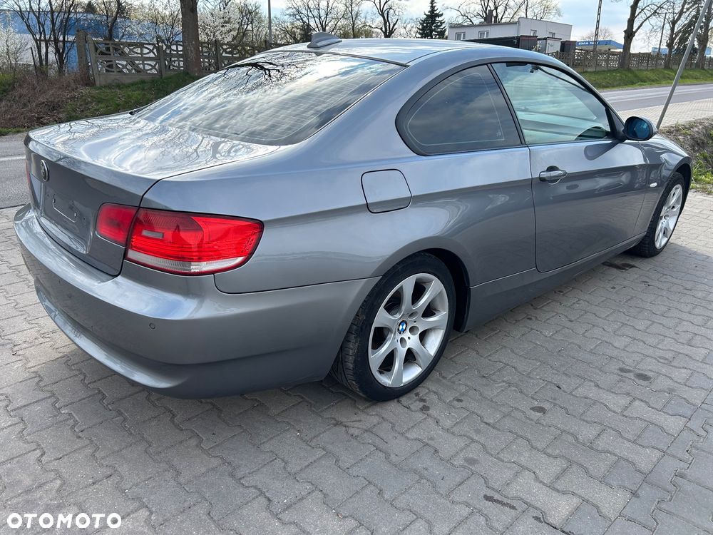 BMW Seria 3 - 18