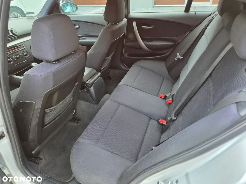 BMW Seria 1 - 16