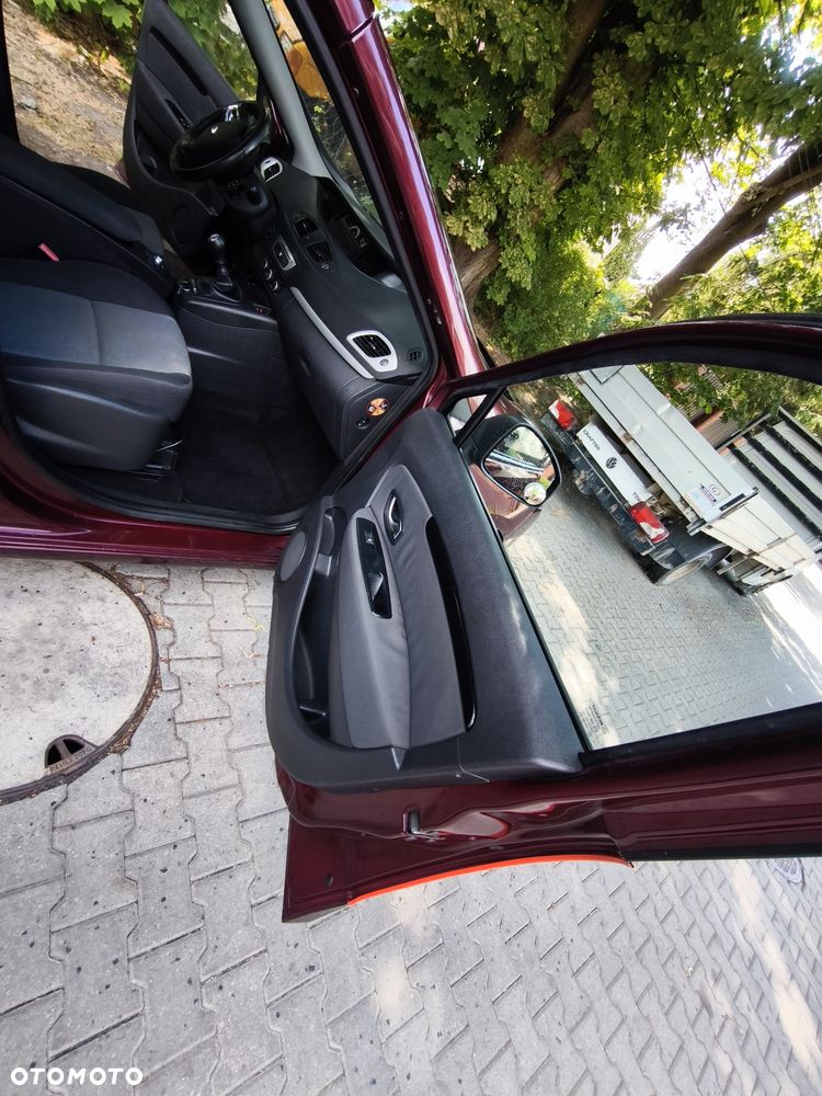 Renault 5 - 6