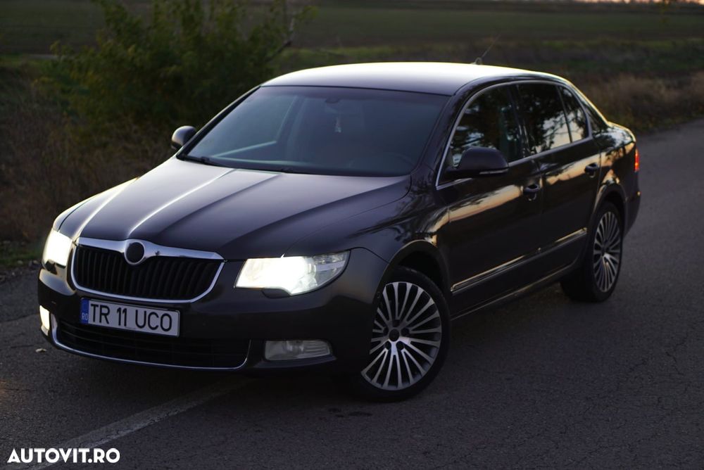 Skoda Superb 2.0 TDI Elegance - 3