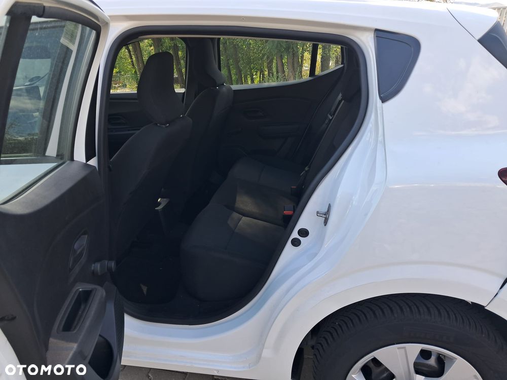 Dacia Sandero - 6