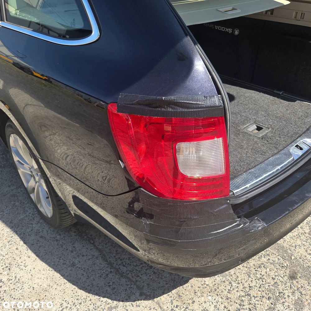 Skoda Superb 1.8 TSI Elegance DSG - 13