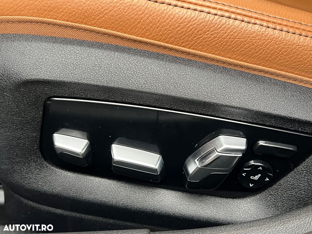 BMW Seria 5 530e Aut. Luxury Line - 18