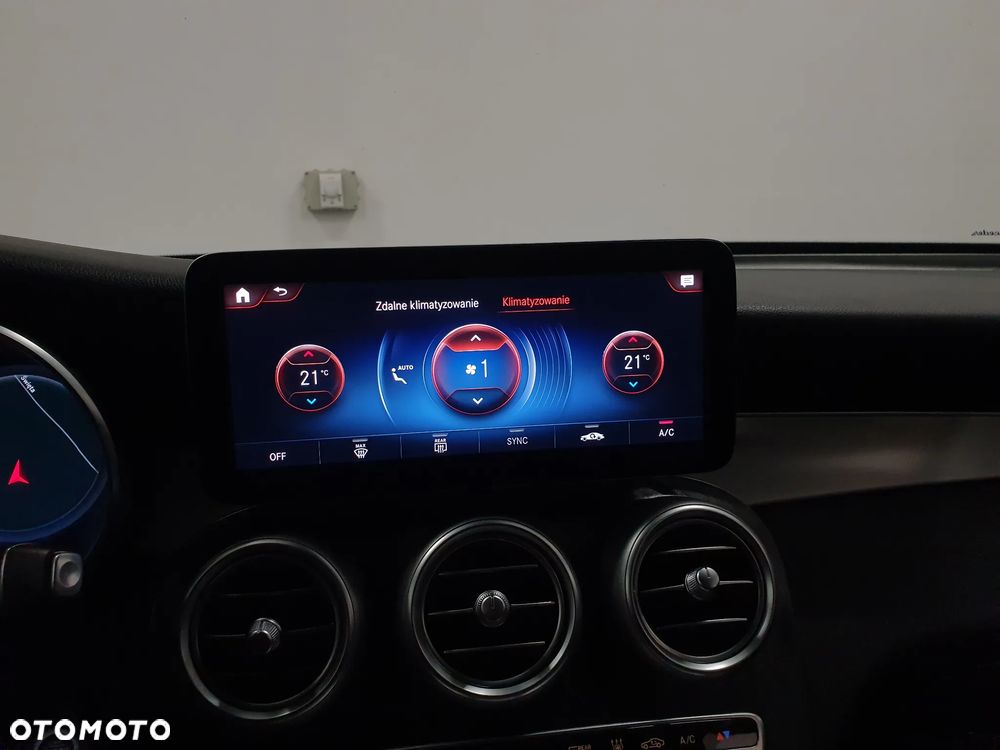 Mercedes-Benz GLC 300 de 4Matic 9G-TRONIC AMG Line Plus - 18